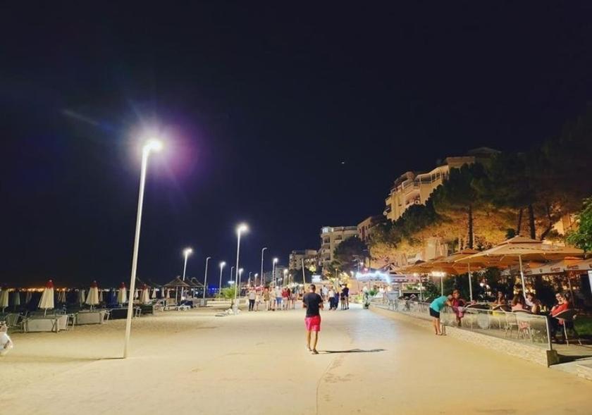 Ejstel Durres